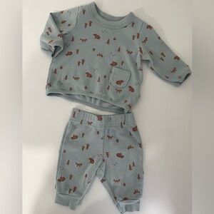 Baby Outfit Set with Bear Print